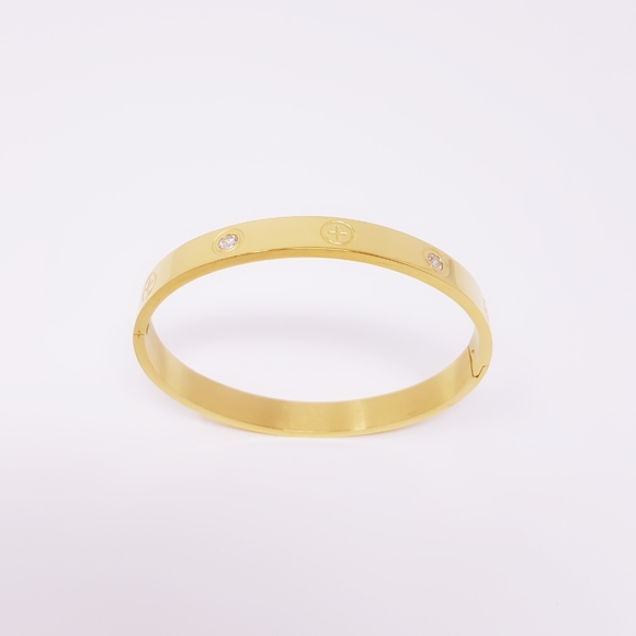 Stainless Steel Gold Bracelet - Picture 7 of 7